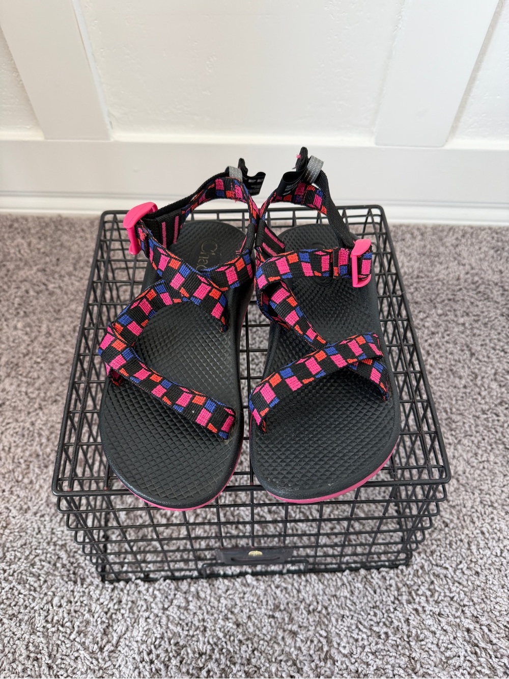 Chaco kids cross strap sandals size 3 - Picture 1 of 7